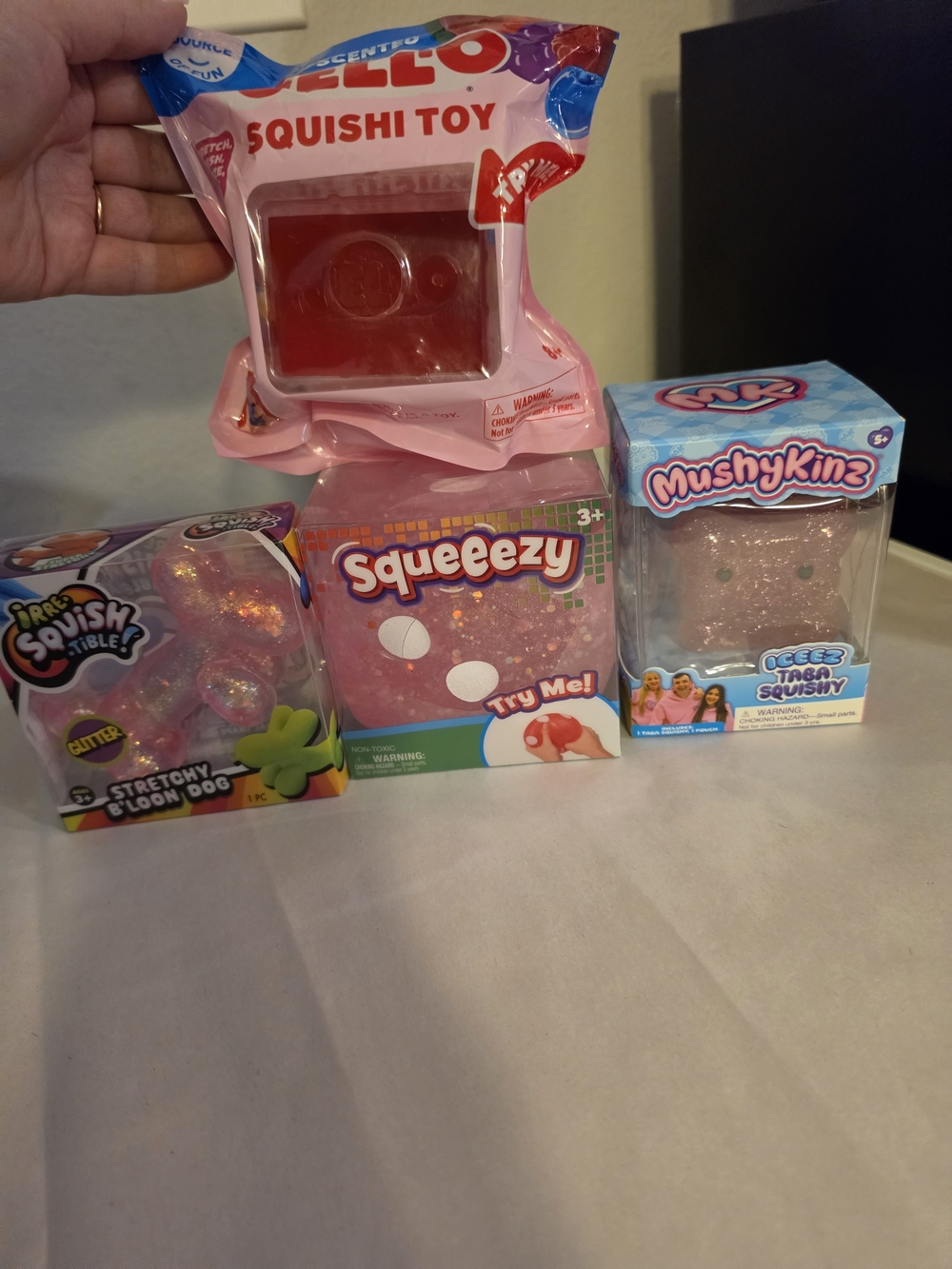 Pink Squishy Bundle 💖 - Picture 1 of 5